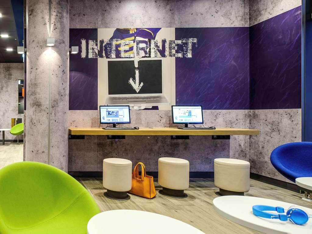 Ibis Budget Marne La Vallee Noisy Le Grand Exterior foto